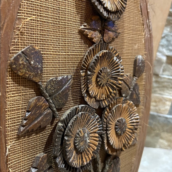 vintage 1970s hand-carved coconut shell floral wall art plaque - Picture 3 of 8